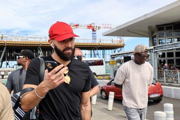 影片由江志强监制,张琪执导,孙悦、张琪共同编剧,白客、辛柏青、郎月婷领衔主演,耿乐特别出演。