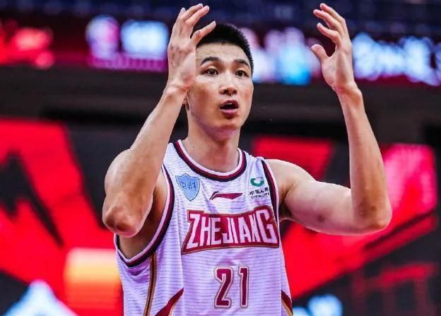 但对我来说,发表太多言论,会很痛苦,希望大家把重点放在该关心的人身上。