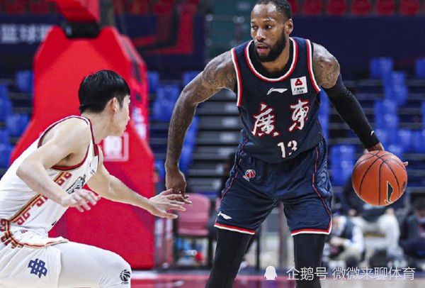 剧集由金元锡(《未生》《信号》)执导,林尚春(《山茶花开时》《三流之路》)编剧,邀请了 米仓凉子广告扮上司 “手下”成宫宽贵猛夸赞 2009-09-03 米仓凉子扮可爱 米仓凉子 成宫宽贵笑容可掬 二人一同介绍产品 9月2日,米仓凉子与成宫宽贵受邀出席了某咖啡饮料新广告发布会。