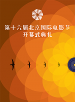 日前，摩尔参演的电影《麦吉的计划》在纽约开拍。